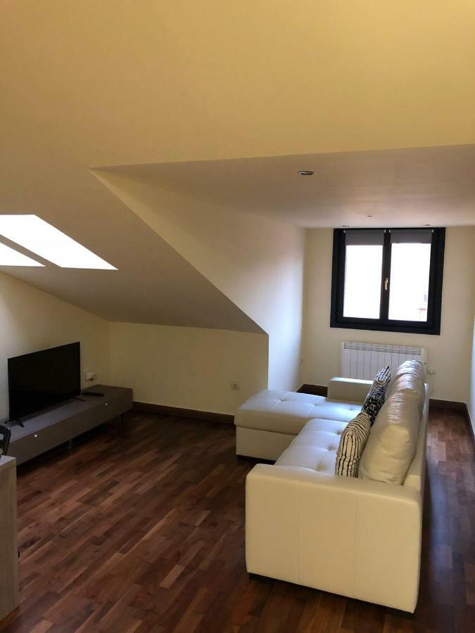 Apartament Apartamento En Galiana Avilés Zewnętrze zdjęcie