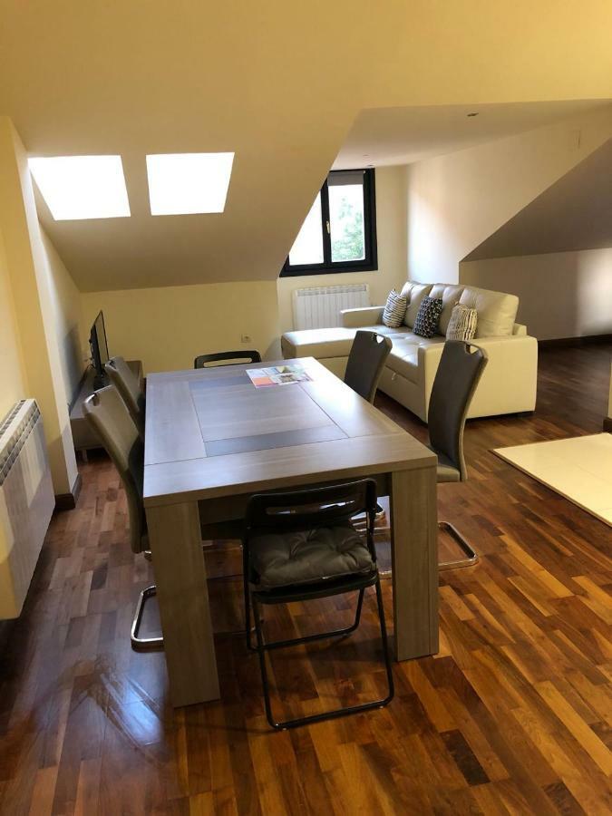 Apartament Apartamento En Galiana Avilés Zewnętrze zdjęcie